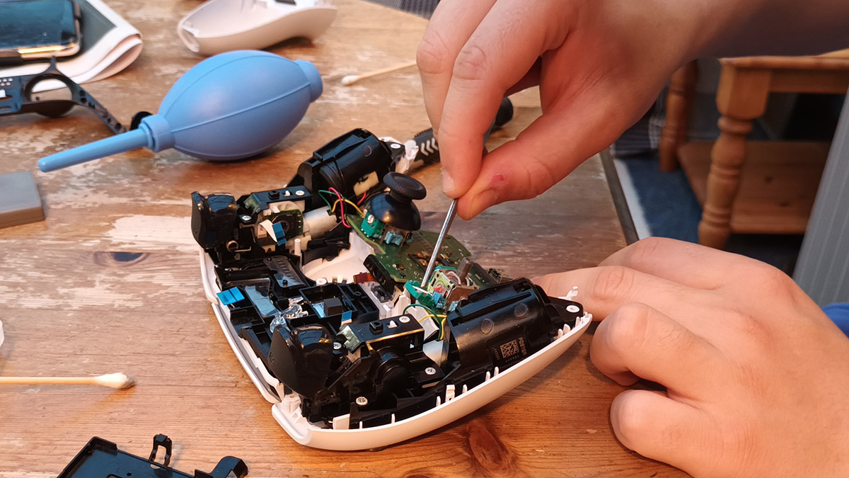 PS5 Controller Repair Work